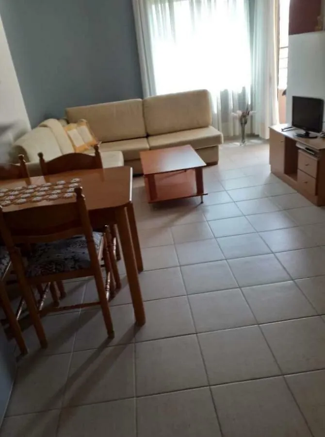 Apartment Popi Rooms Sarande